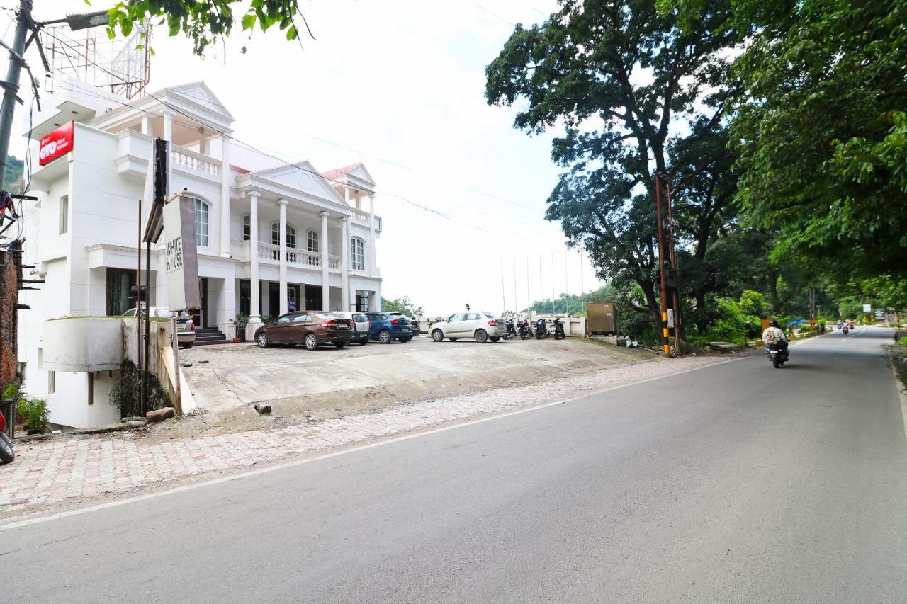 Capital O 3600 Hotel Royal Windsor Kāthgodām Zewnętrze zdjęcie